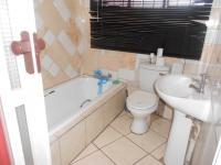 Bathroom 1 of property in Mabopane