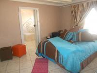 Main Bedroom of property in Mabopane