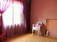 Bed Room 1 of property in Windmill Park