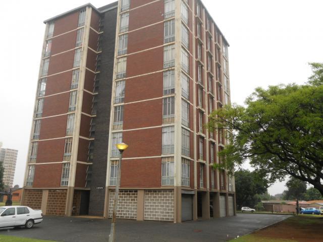 2 Bedroom Apartment for Sale For Sale in Sophiatown - Private Sale - MR100682