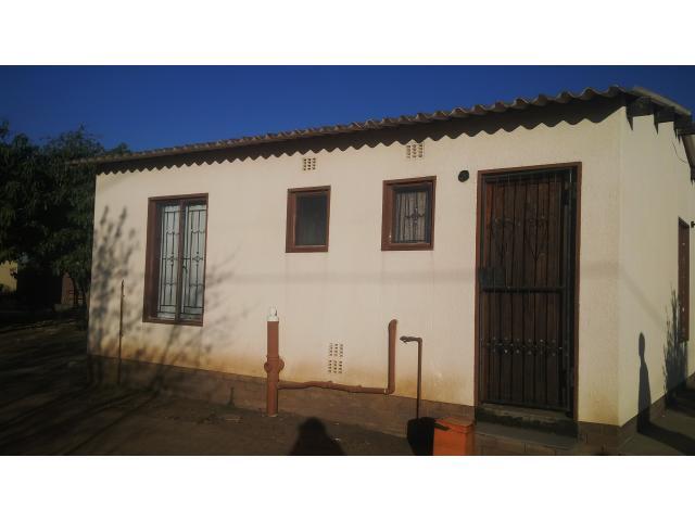 2 Bedroom House for Sale For Sale in Soshanguve - Private Sale - MR100770