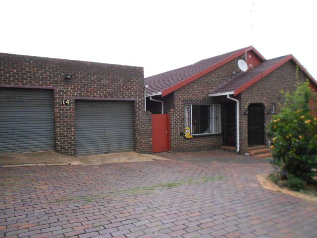 3 Bedroom House for Sale For Sale in Croydon - Home Sell - MR100836