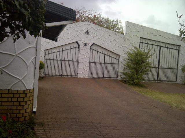 5 Bedroom House for Sale For Sale in Polokwane - Home Sell - MR100917