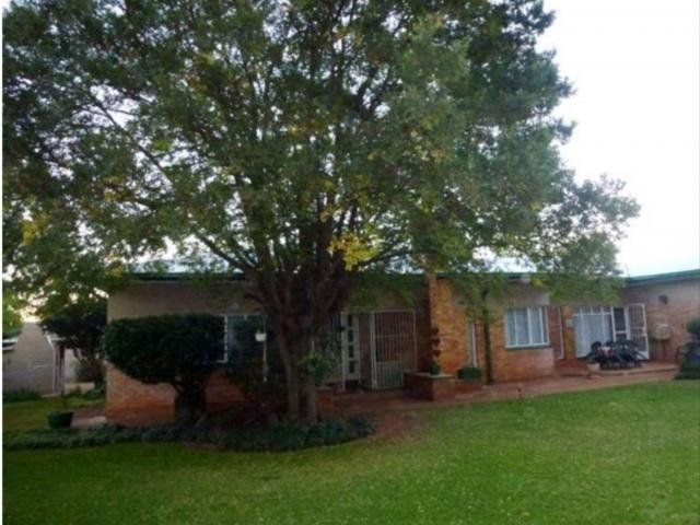 Smallholding for Sale For Sale in Potchefstroom - Private Sale - MR100980