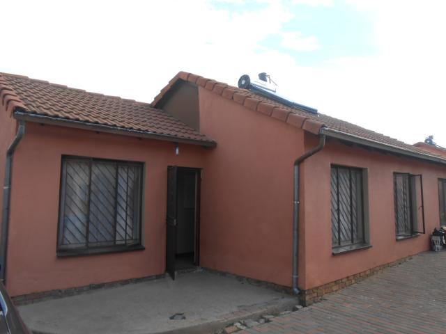 3 Bedroom House for Sale For Sale in Bramley View - Private Sale - MR101004