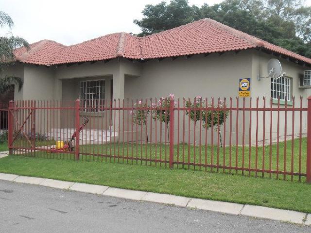 3 Bedroom House for Sale For Sale in Brits - Home Sell - MR101088