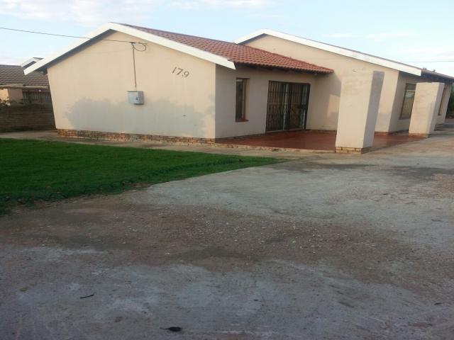 3 Bedroom House for Sale For Sale in Soshanguve - Private Sale - MR101094