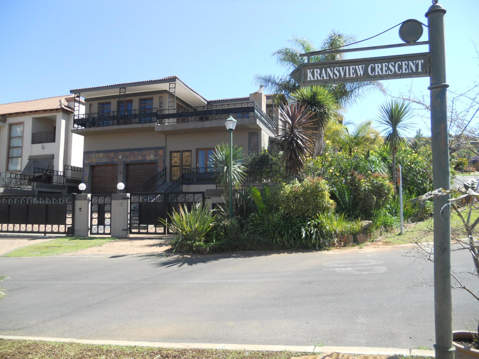 Front View of property in Rustenburg