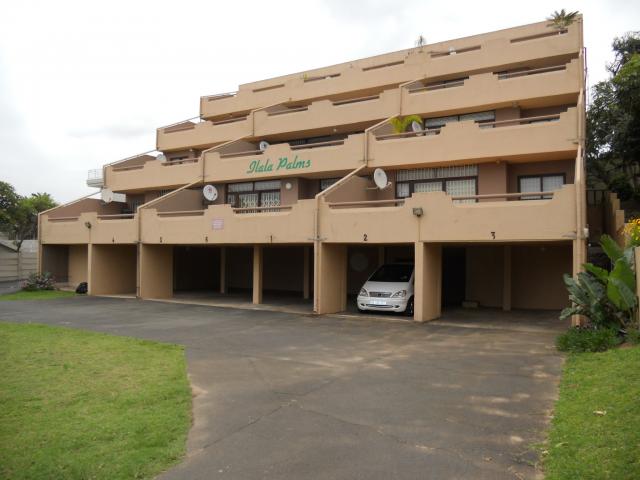 2 Bedroom Sectional Title for Sale For Sale in Uvongo - Private Sale - MR101354