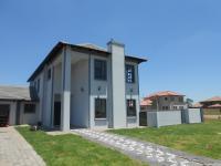 Front View of property in Silver Lakes Golf Estate