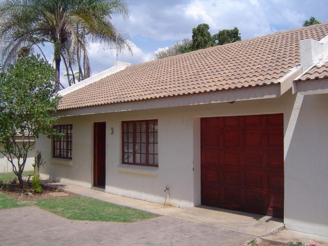 2 Bedroom Simplex for Sale For Sale in Bela-Bela (Warmbad) - Private Sale - MR101454