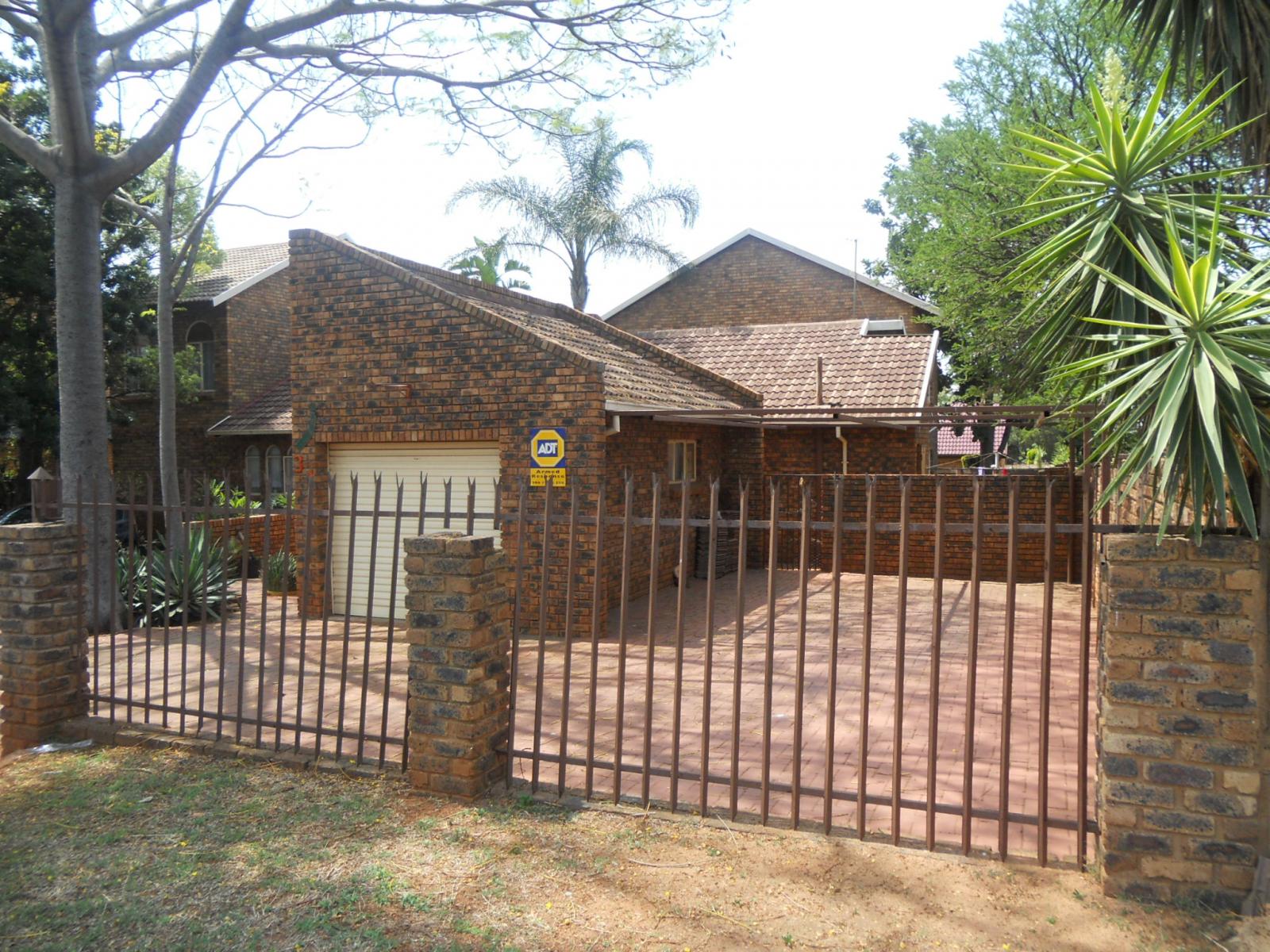 Front View of property in The Orchards