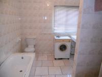 Main Bathroom - 8 square meters of property in Umzumbe