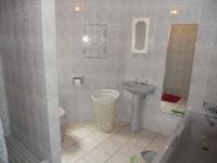 Bathroom 1 - 7 square meters of property in Umzumbe
