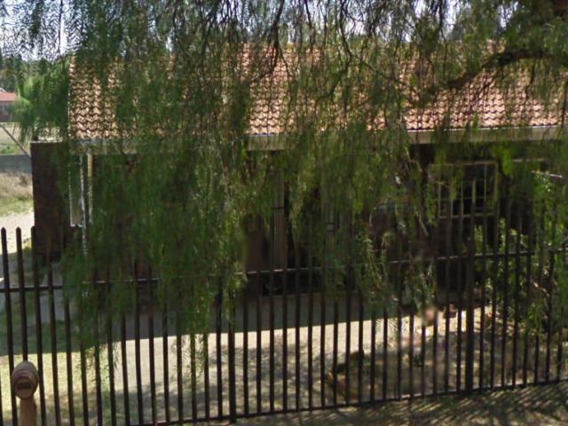 4 Bedroom House for Sale For Sale in Alberton - Private Sale - MR101674