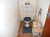 Bathroom 1 - 2 square meters of property in Knysna
