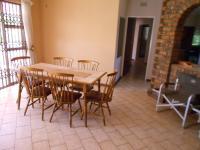 Lounges - 85 square meters of property in Dalpark