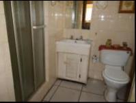 Bathroom 2 - 10 square meters of property in Dalpark