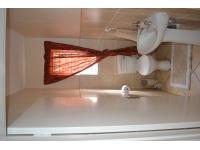 Bathroom 1 - 2 square meters of property in Willowbrook