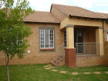 3 Bedroom Simplex for Sale For Sale in Mooikloof - Home Sell - MR10175