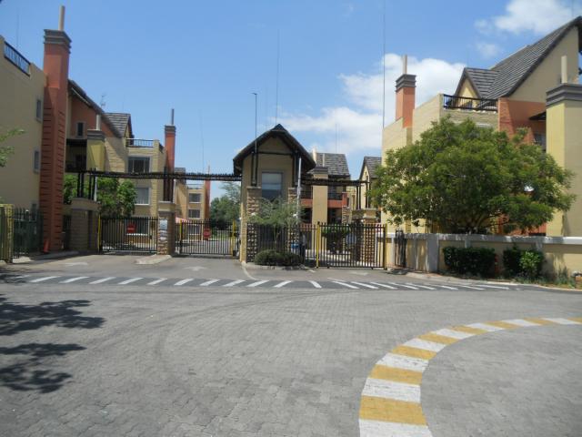 2 Bedroom Apartment for Sale For Sale in Centurion Central - Private Sale - MR101863