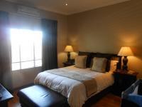 Main Bedroom - 44 square meters of property in Silver Lakes Golf Estate