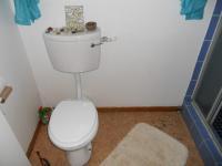 Bathroom 2 - 3 square meters of property in Sedgefield