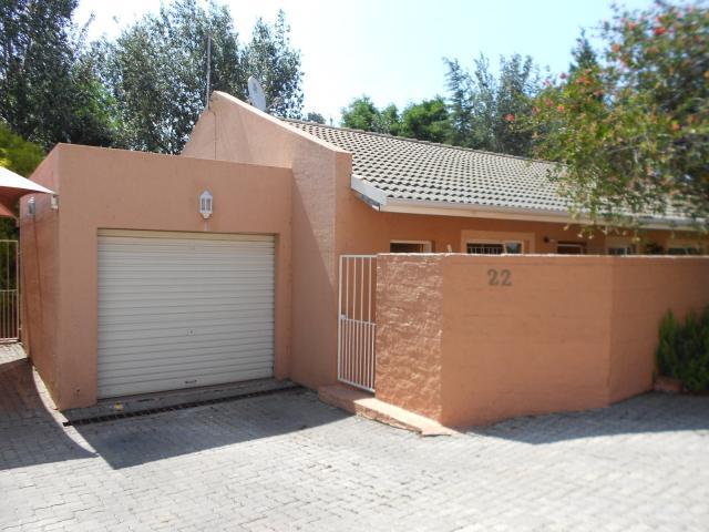 3 Bedroom Simplex for Sale For Sale in Buccleuch - Home Sell - MR102017