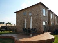 2 Bedroom 2 Bathroom Simplex for Sale for sale in Heuweloord