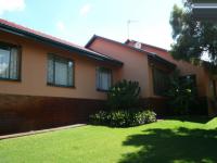 3 Bedroom 2 Bathroom House for Sale for sale in Constantia Glen