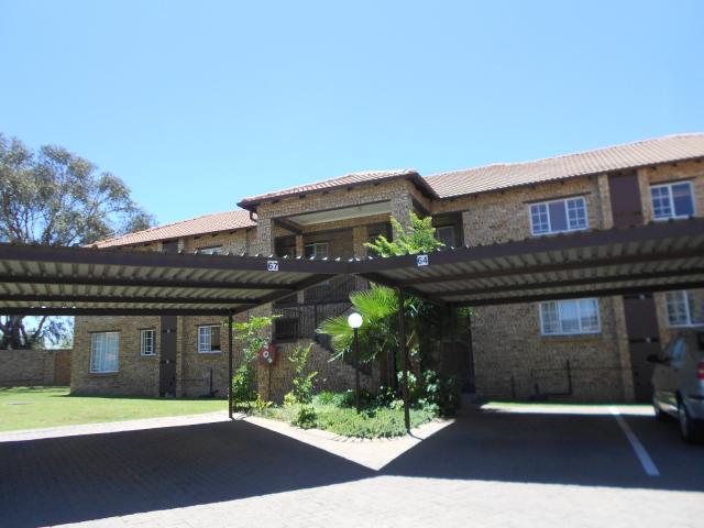 2 Bedroom Apartment for Sale For Sale in Midrand - Home Sell - MR102107