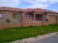 4 Bedroom 2 Bathroom House for Sale for sale in Bluewater Bay