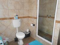 Main Bathroom - 34 square meters of property in Rikasrus AH