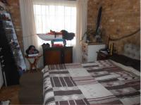 Main Bedroom - 45 square meters of property in Rikasrus AH