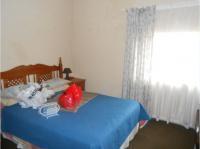 Bed Room 1 - 21 square meters of property in Rikasrus AH