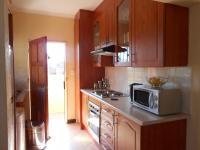 Kitchen - 7 square meters of property in Roodekop