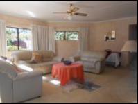 Lounges - 92 square meters of property in Randfontein