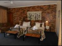 Bed Room 5+ - 53 square meters of property in Randfontein