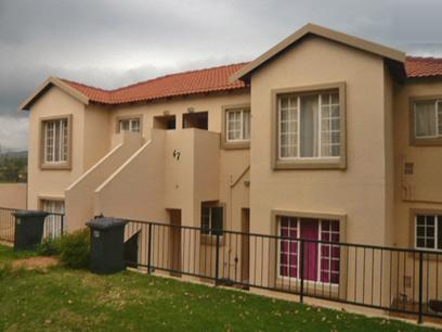 2 Bedroom Simplex for Sale For Sale in Strubensvallei - Home Sell - MR10337