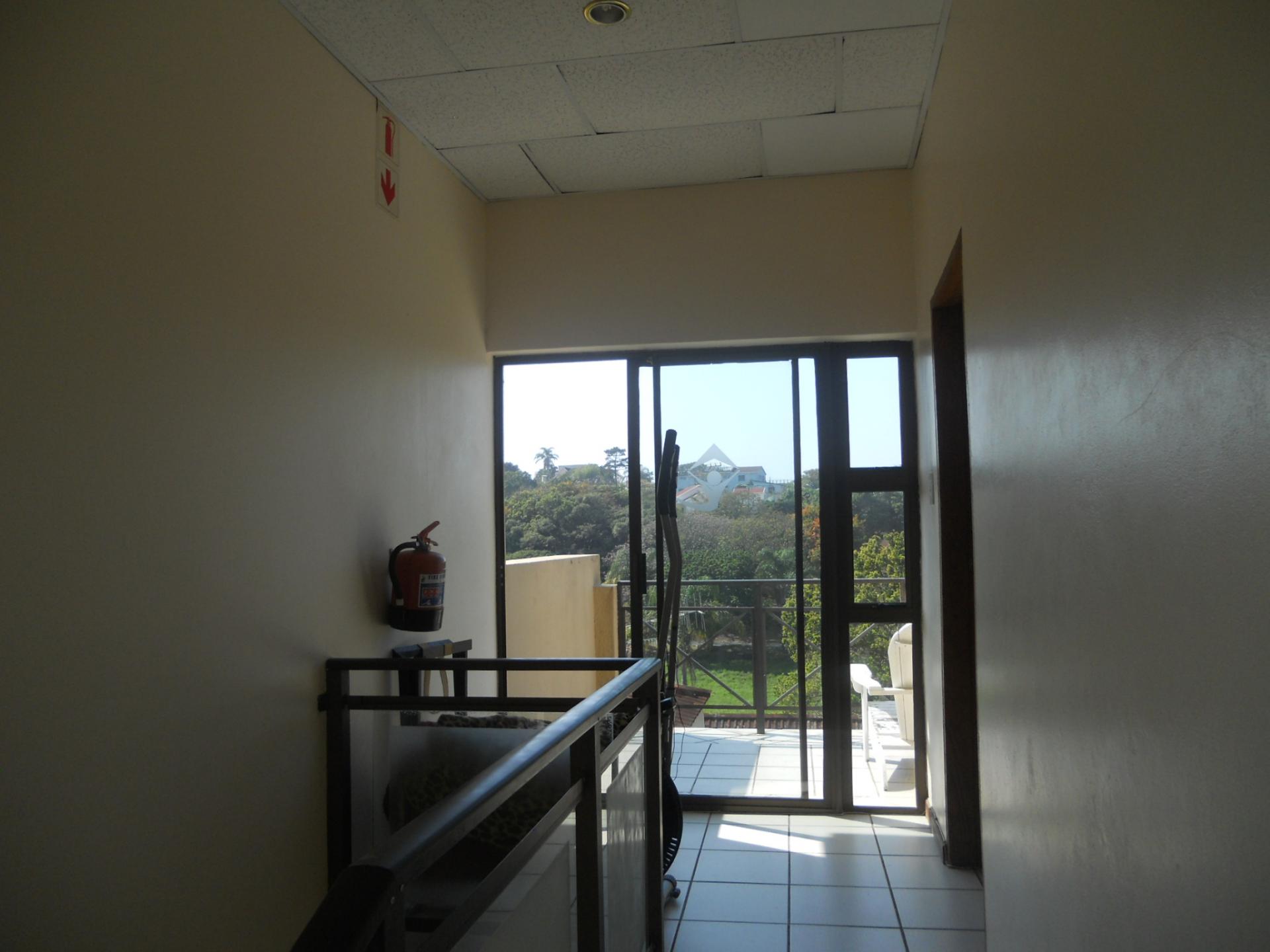 Spaces - 126 square meters of property in Margate