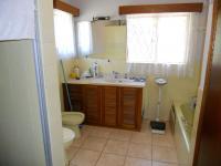 Main Bathroom - 9 square meters of property in Umkomaas
