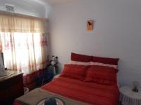 Bed Room 2 - 8 square meters of property in Pearly Beach