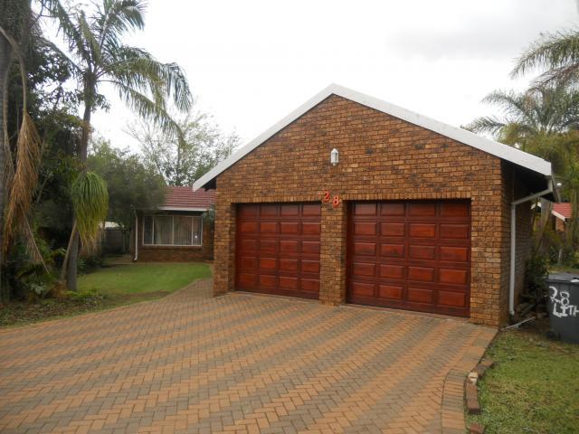 3 Bedroom House for Sale For Sale in The Orchards - Home Sell - MR103486