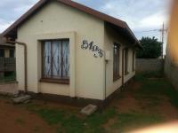 Spaces of property in Protea Glen