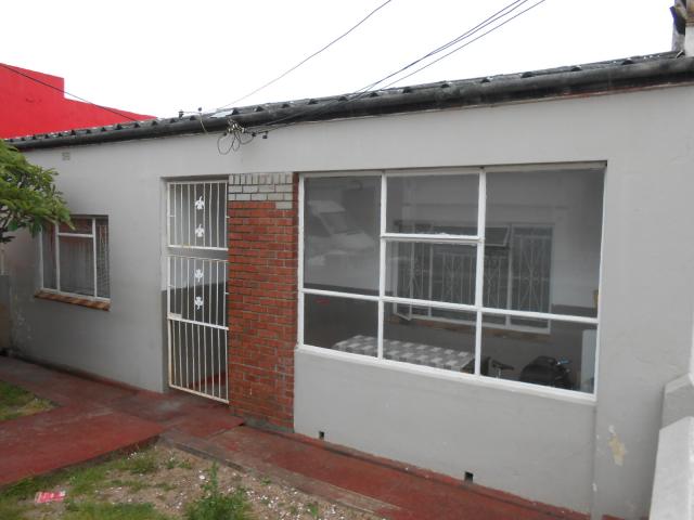 3 Bedroom House for Sale For Sale in Walmer Estate  - Private Sale - MR103653