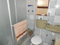 Bathroom 1 - 12 square meters of property in Langa
