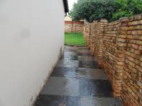 Spaces of property in Lenasia South