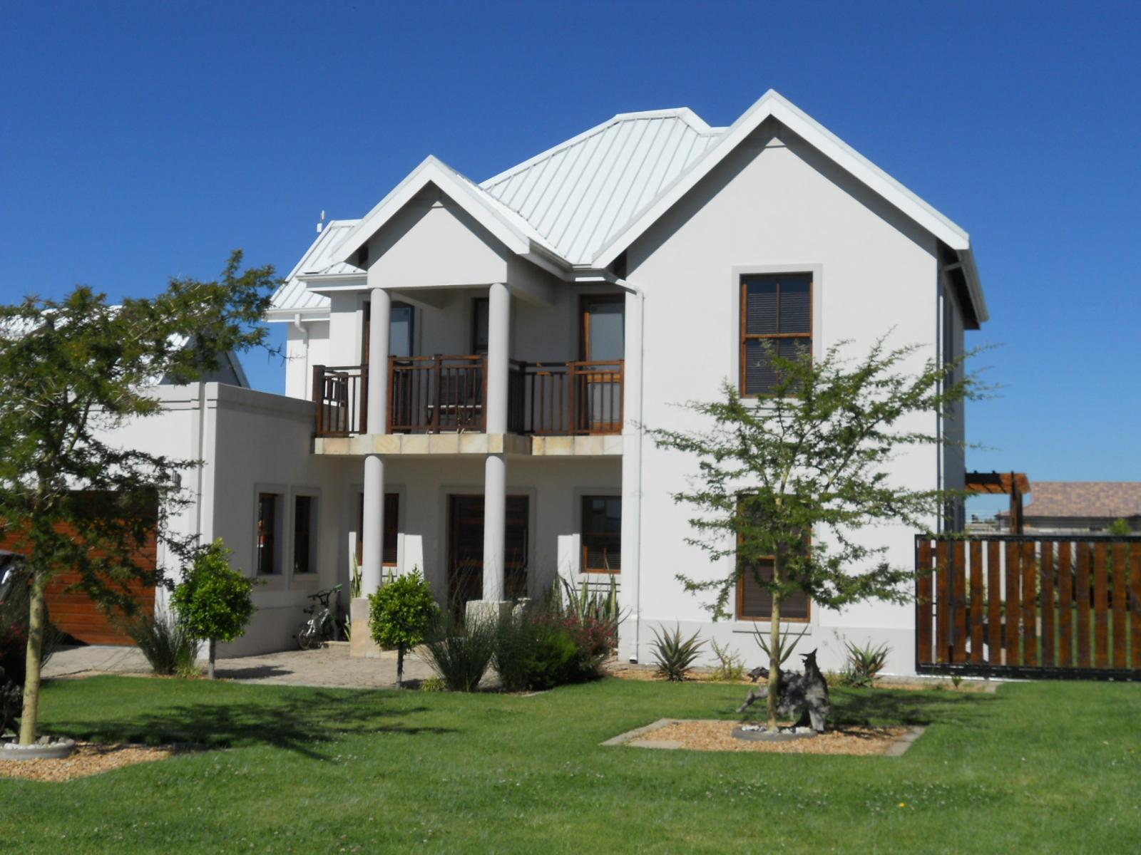 Front View of property in Eden George