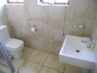 Bathroom 1 - 6 square meters of property in Eden George