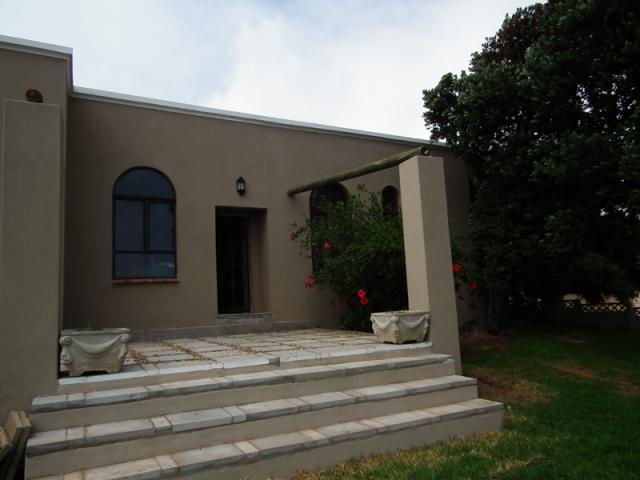 3 Bedroom House for Sale For Sale in Vredenburg - Home Sell - MR103899